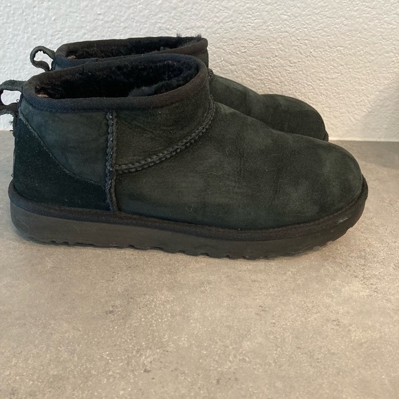 UGG Mini - Picture 3 of 12